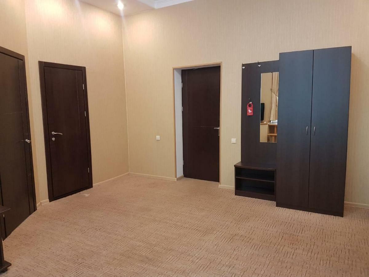 Lazurniy Bereg Hotell Gagra Exteriör bild